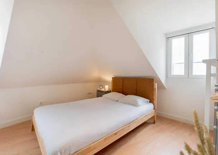 Apartment Monsanto Hill House - No 571 1d