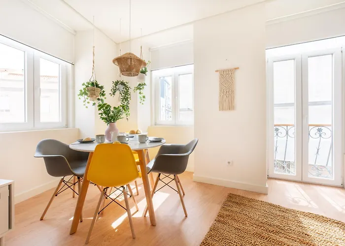 Monsanto Hill House - No 571 1d *